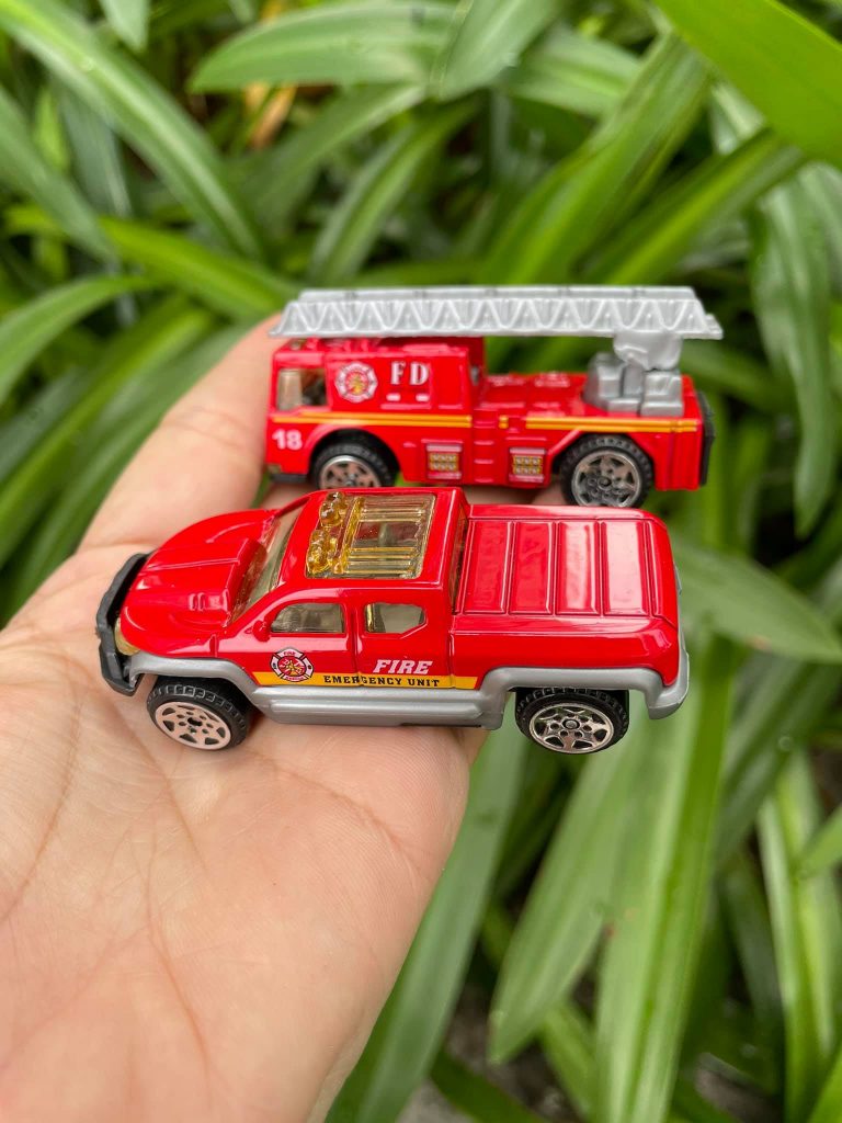 Bộ đồ chơi mô hình 7 xe cứu hoả tỉ lệ 1 phần 64