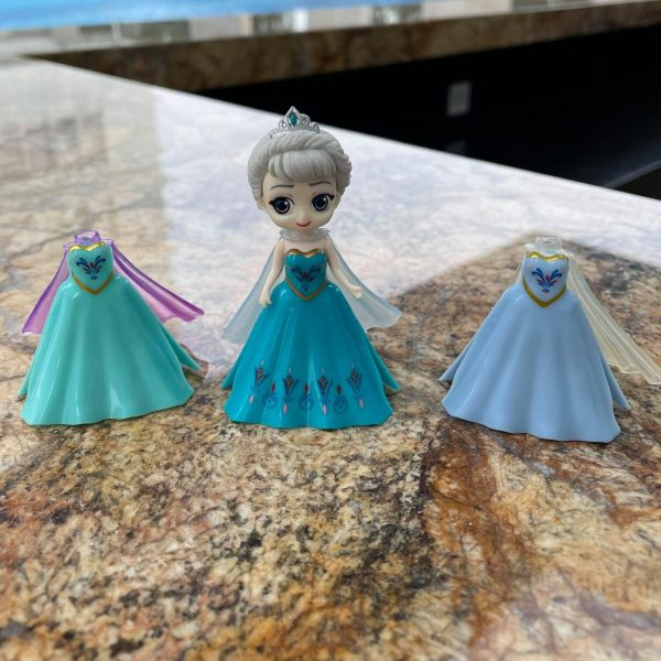 Bộ đồ chơi 6 búp bê công chúa thay váy cực cool