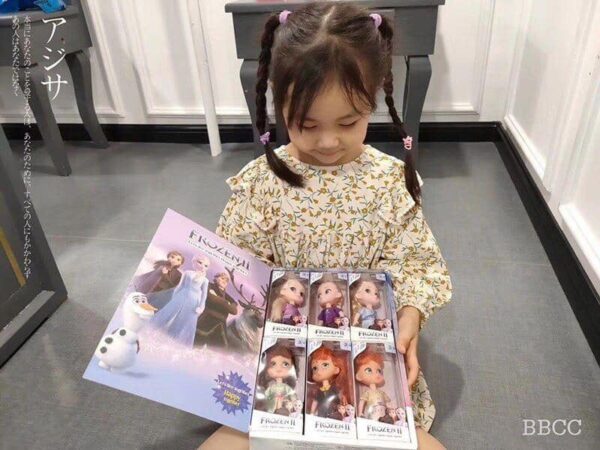 Hộp 6 công chúa búp bê Frozen