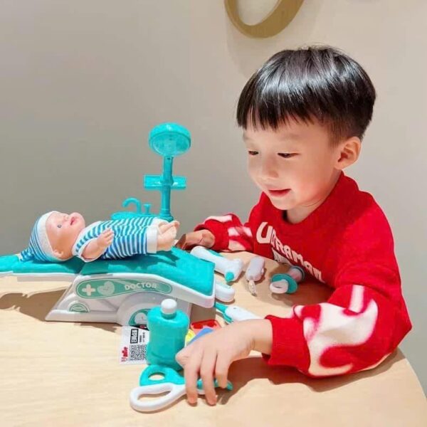 BỘ BÁC SĨ NHA KHOA CHO BÉ