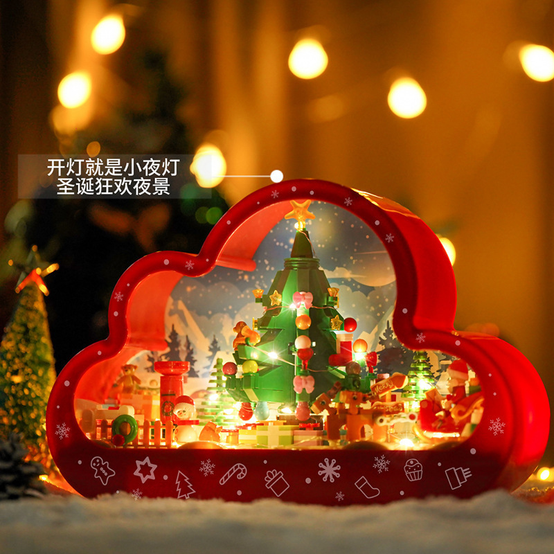 HỘP LEGO NOEL 539 chi tiết