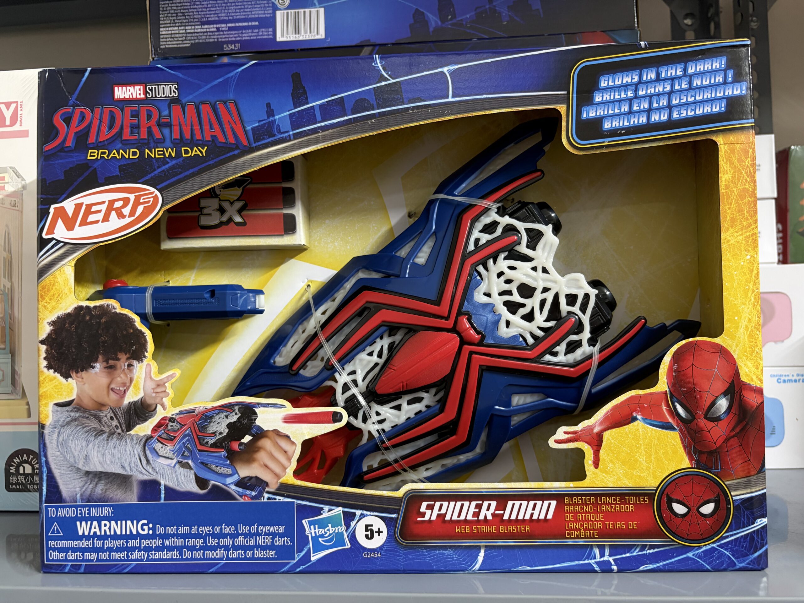 Súng bắn tơ Spiderman